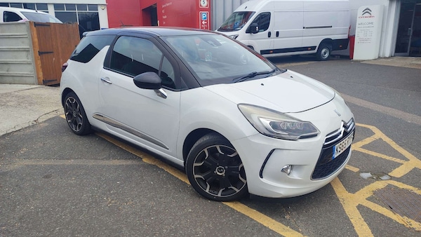 Used DS Automobiles DS 3 2015 for sale - 76332757: Photo 2