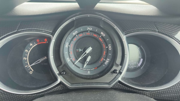 Used DS Automobiles DS 3 2015 for sale - 76332757: Photo 7