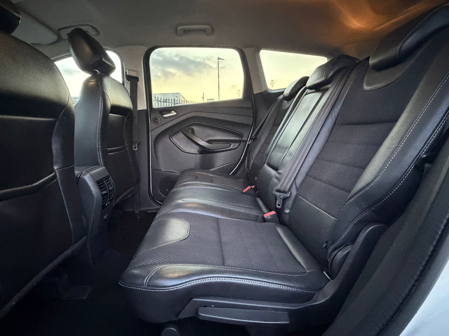 Used Ford Kuga 2015 for sale - 77988995: Photo 12