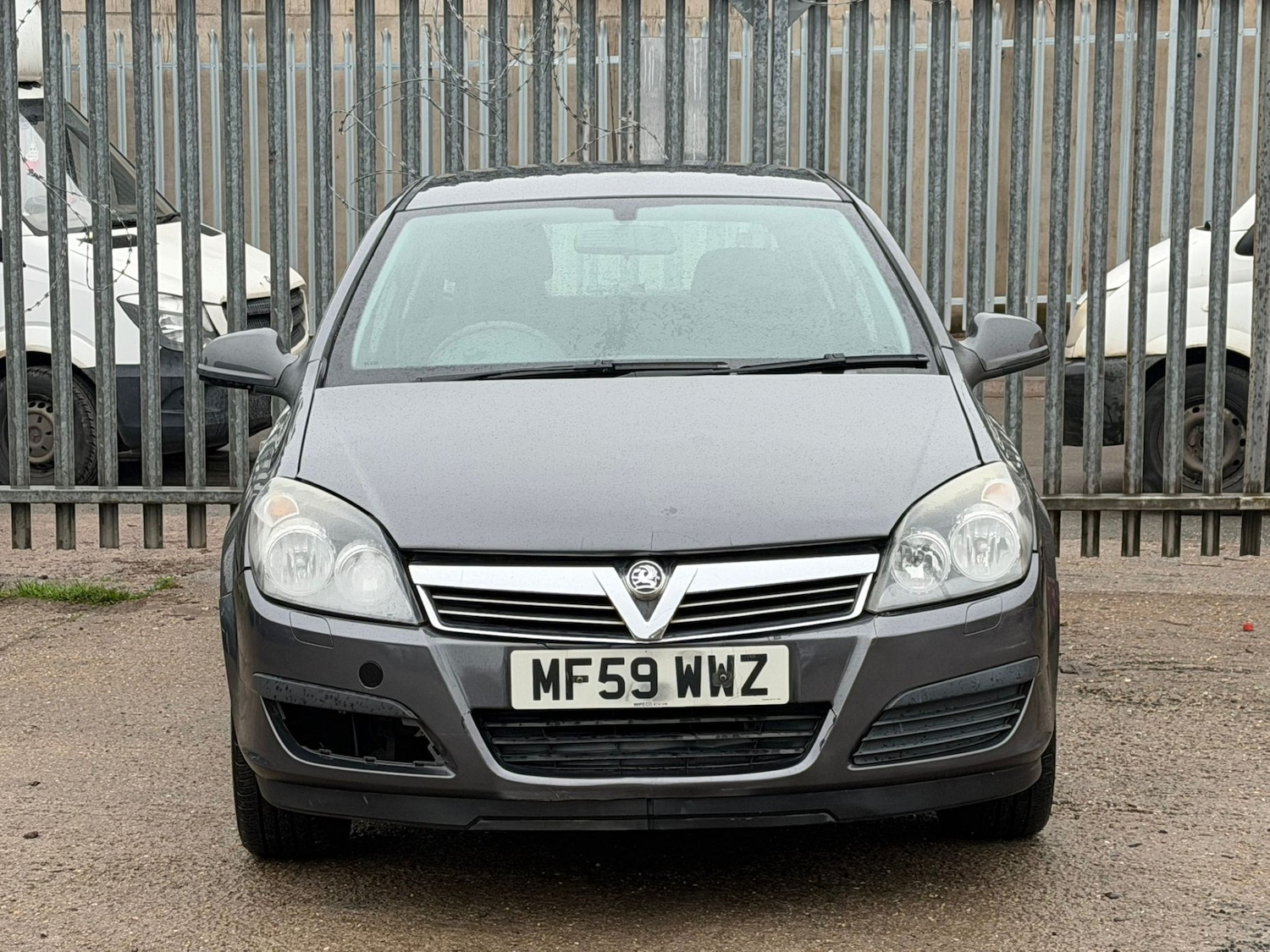 Used Vauxhall Astra 2009 for sale - 77022937: Photo 2