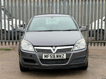Used Vauxhall Astra 2009 for sale - 77022937: Photo