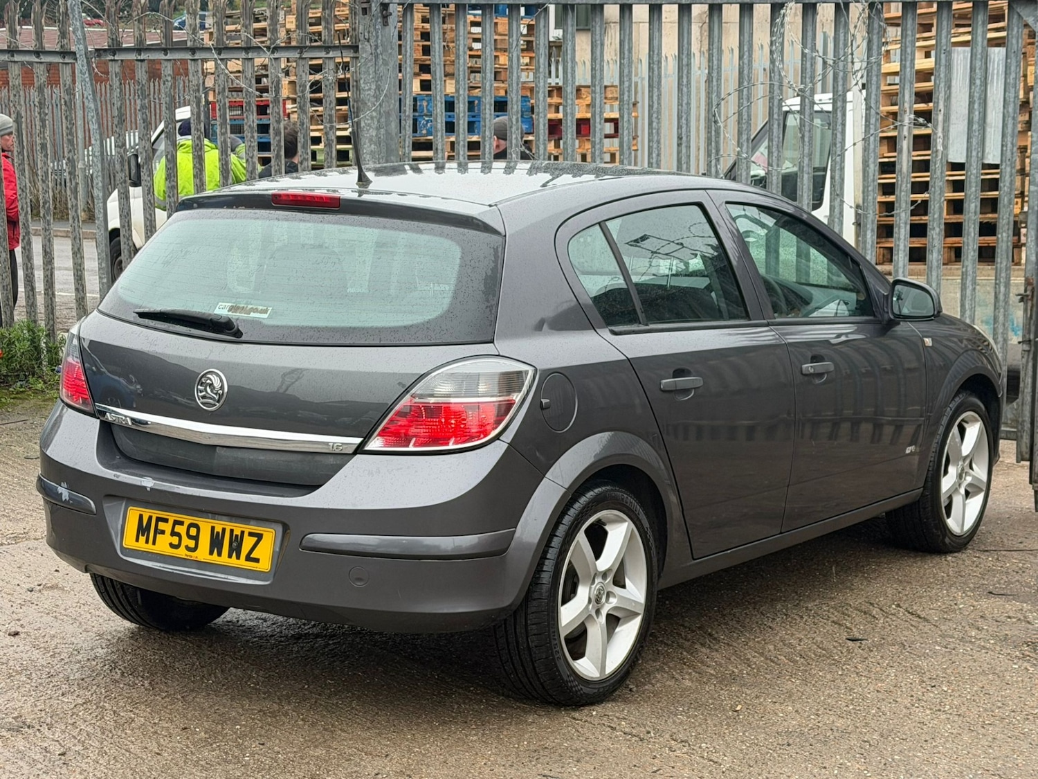 Used Vauxhall Astra 2009 for sale - 77022937: Photo 9