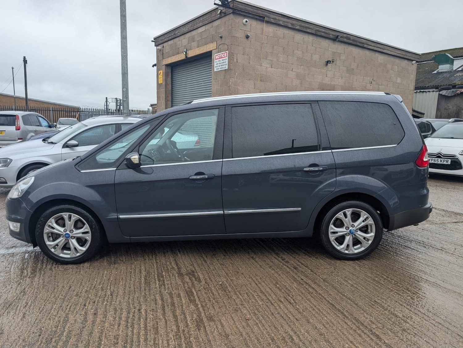 Used Ford Galaxy 2010 for sale - 78028775: Photo 11