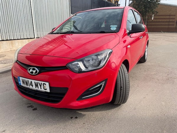 Used Hyundai i20 2014 for sale - 76146364: Photo 11