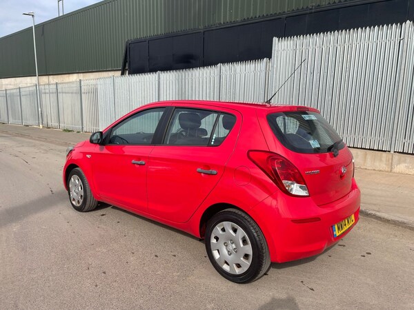 Used Hyundai i20 2014 for sale - 76146364: Photo 5