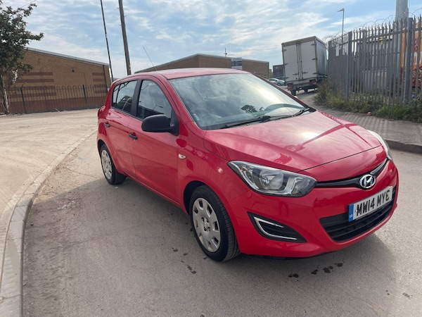 Used Hyundai i20 2014 for sale - 76146364: Photo 7