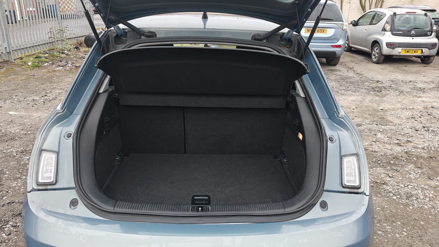 Used Audi A1 2011 for sale - 77774539: Photo 10