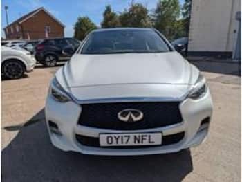Used Infiniti Q30 2017 for sale - 79811992: Photo