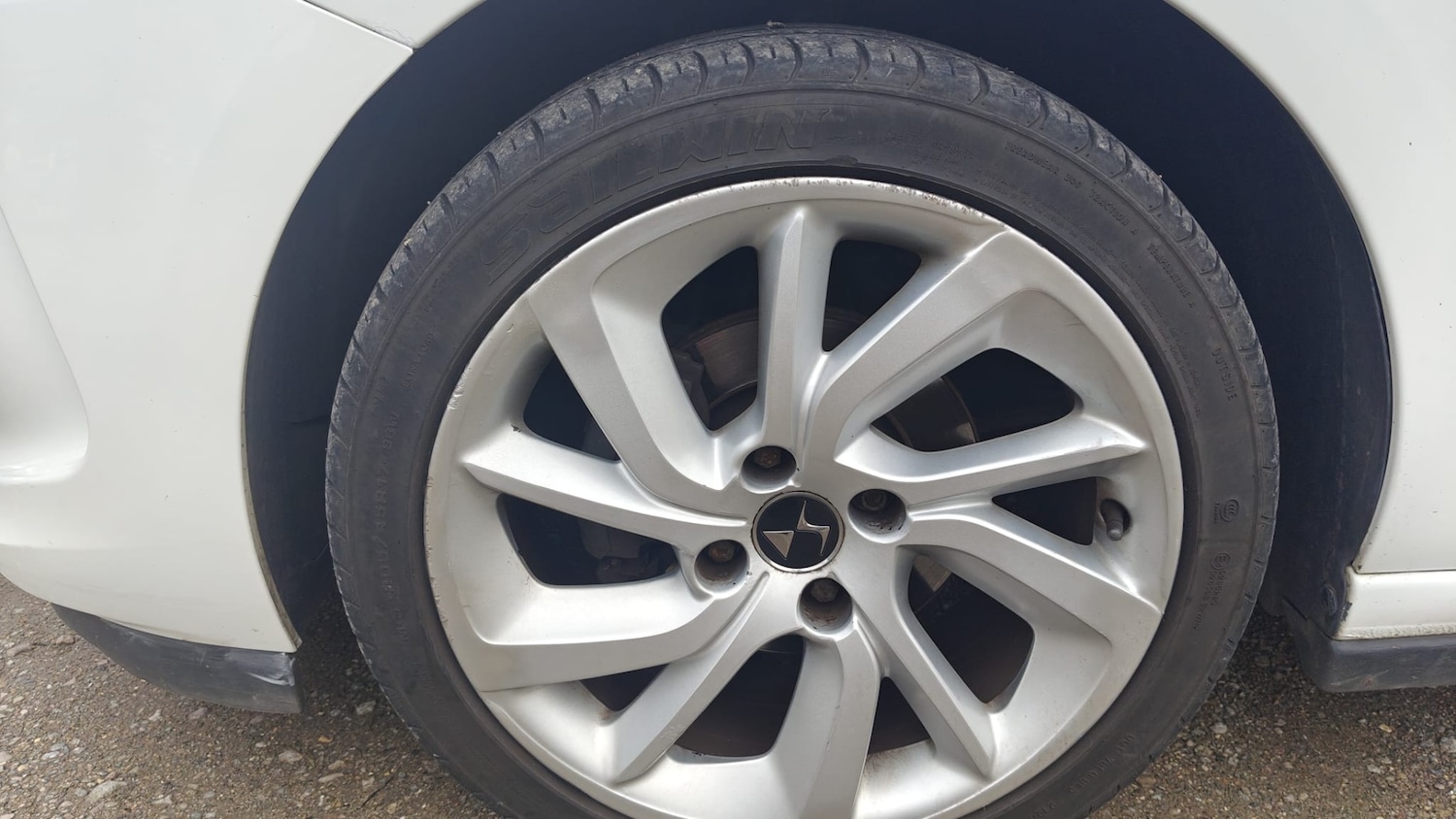 Used DS Automobiles DS 3 2015 for sale - 77733357: Photo 18