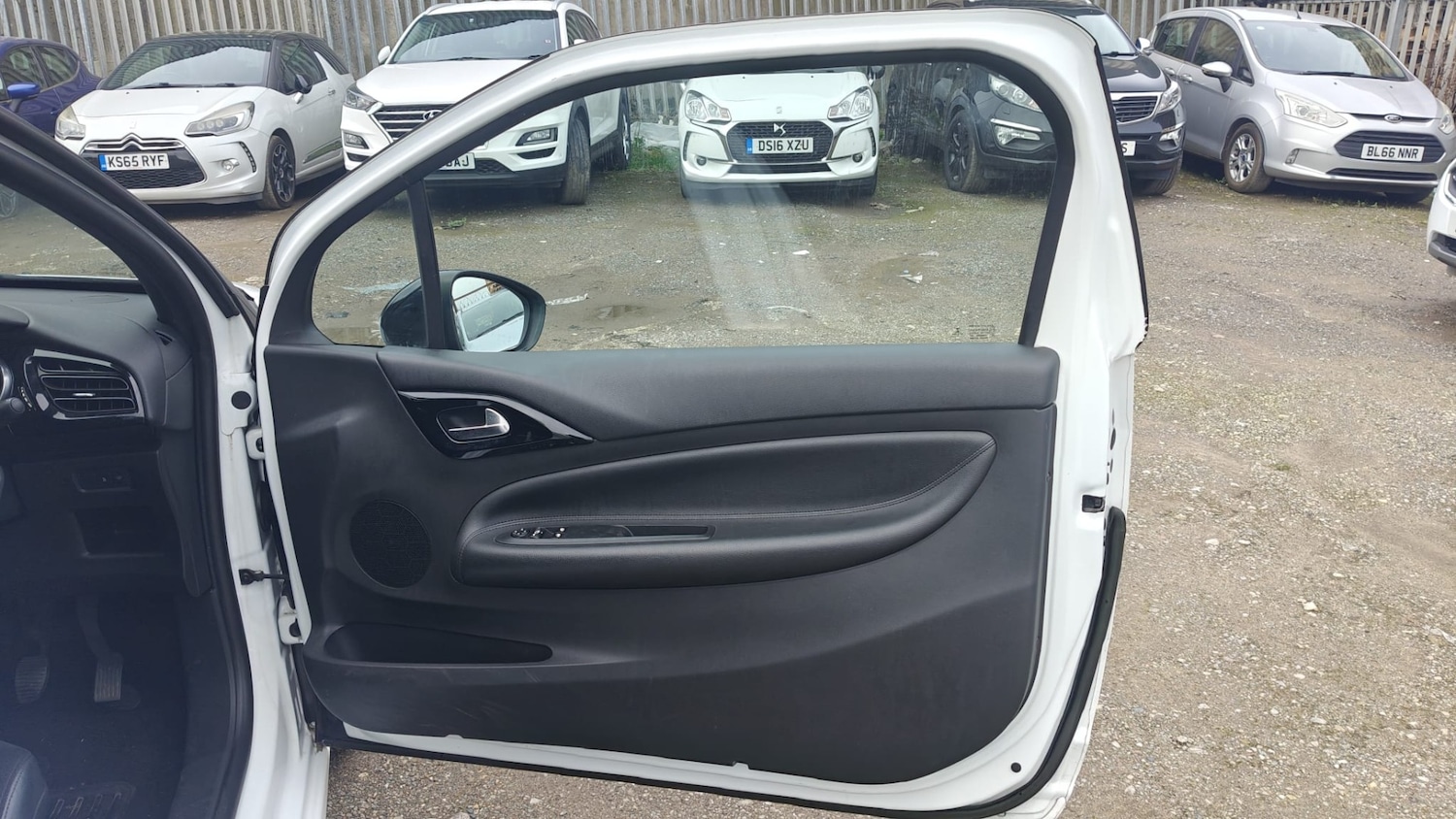 Used DS Automobiles DS 3 2015 for sale - 77733357: Photo 22