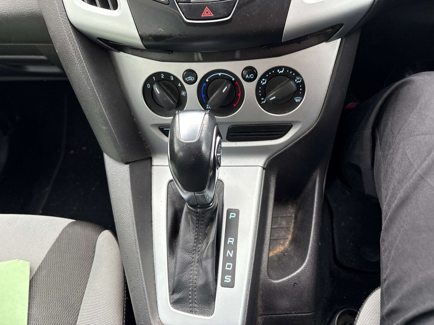 Used Ford Focus 2012 for sale - 77032624: Photo 9