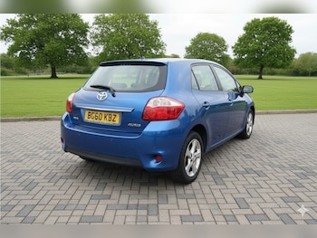 Used Toyota Auris 2010 for sale - 76719481: Photo