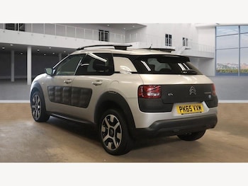 Used Citroen C4 Cactus 2015 for sale - 76544373: Photo