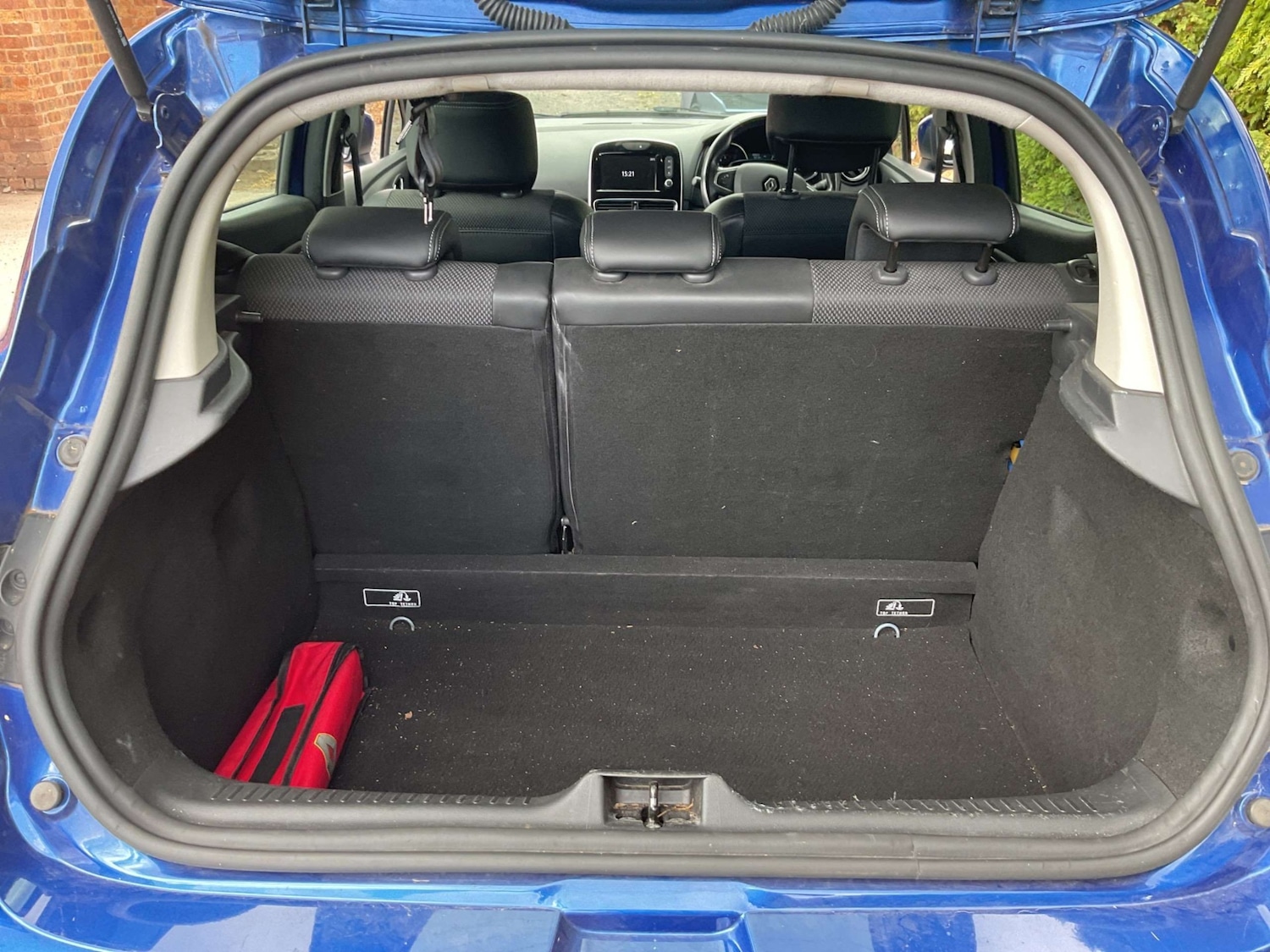 Used Renault Clio 2016 for sale - 76332397: Photo 12