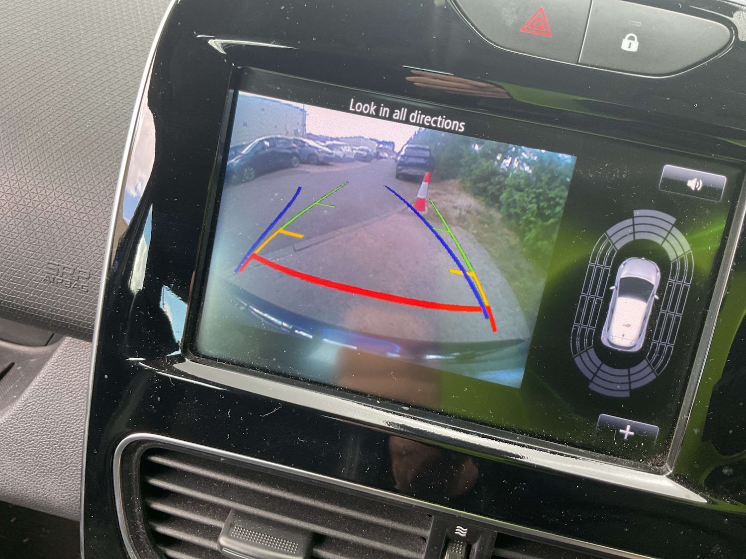 Used Renault Clio 2016 for sale - 76332397: Photo 14