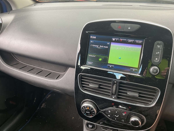 Used Renault Clio 2016 for sale - 76332397: Photo 14