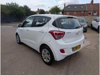 Used Hyundai i10 2016 for sale - 79809690: Photo