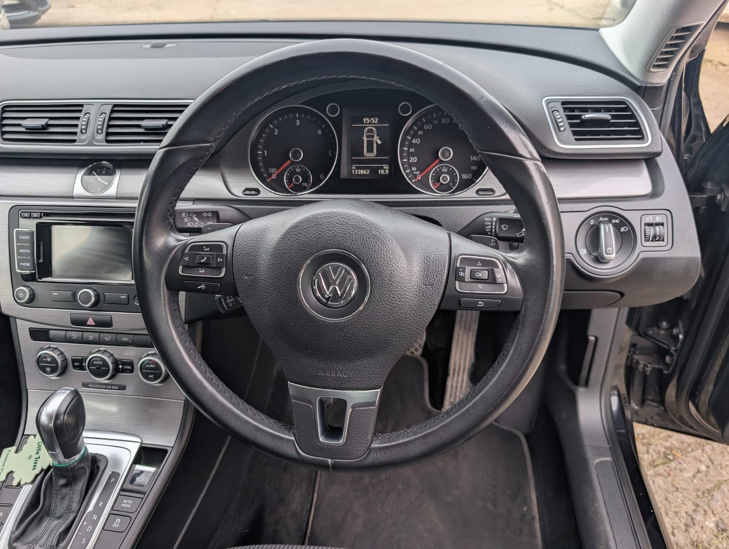 Used Volkswagen Passat 2013 for sale - 77989382: Photo 24