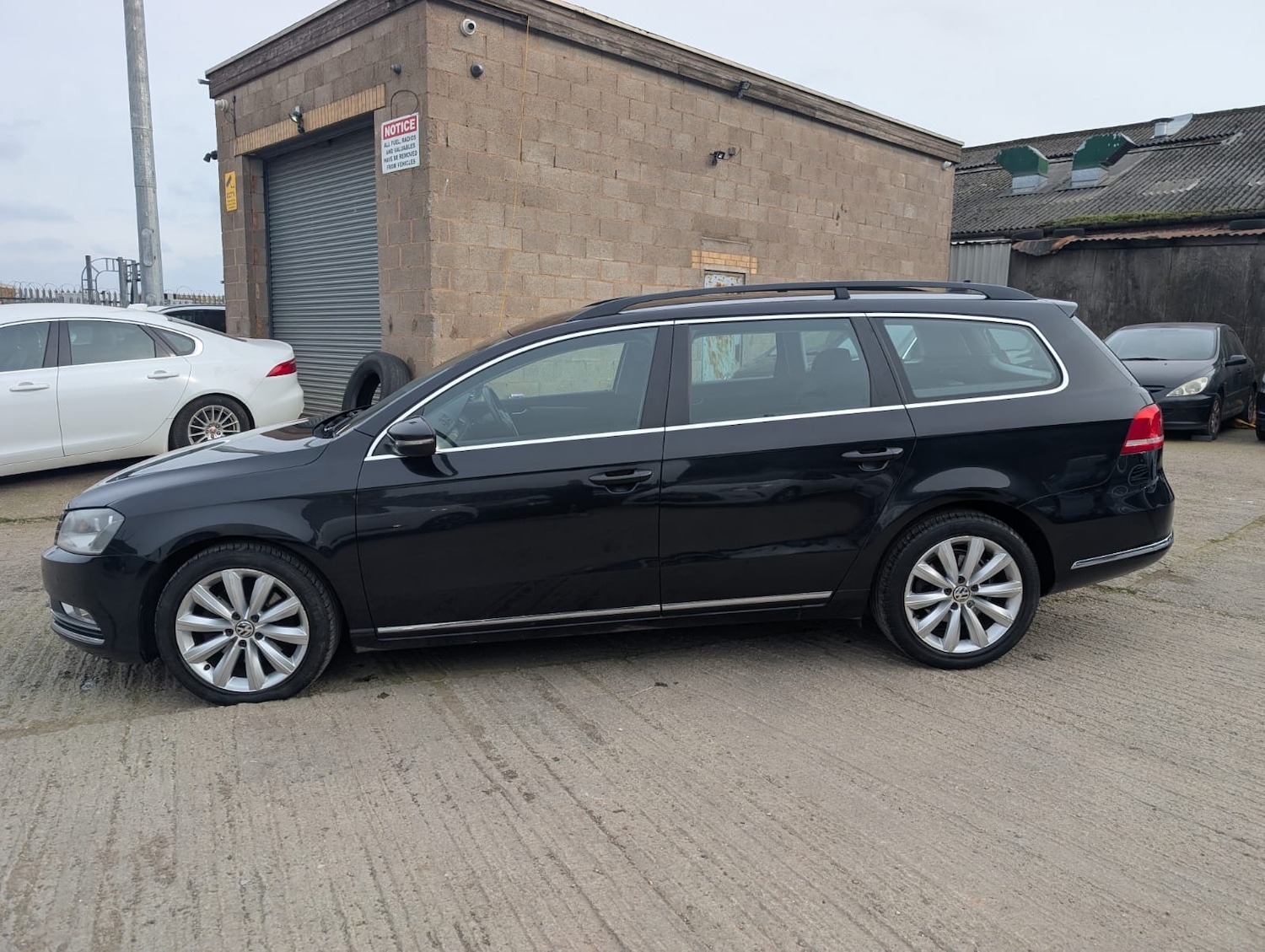 Used Volkswagen Passat 2013 for sale - 77989382: Photo 4