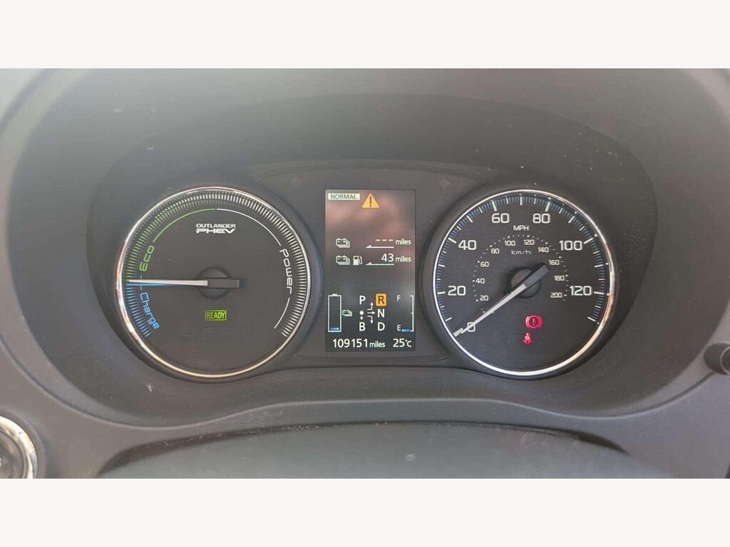 Used Mitsubishi Outlander 2015 for sale - 77004525: Photo 9