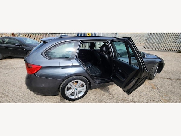 Used BMW 3 Series 2014 for sale - 76160937: Photo 17