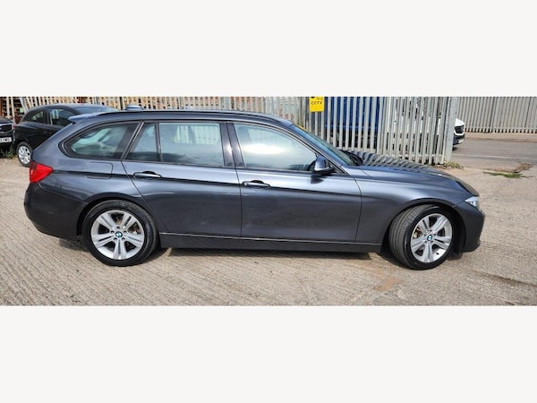 Used BMW 3 Series 2014 for sale - 76160937: Photo 9