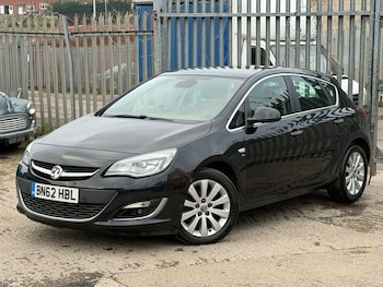 Used Vauxhall Astra 2013 for sale - 77381221: Photo