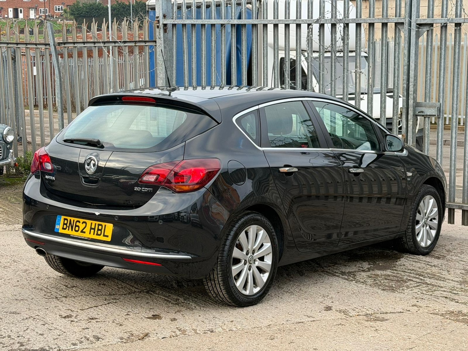 Used Vauxhall Astra 2013 for sale - 77381221: Photo 8