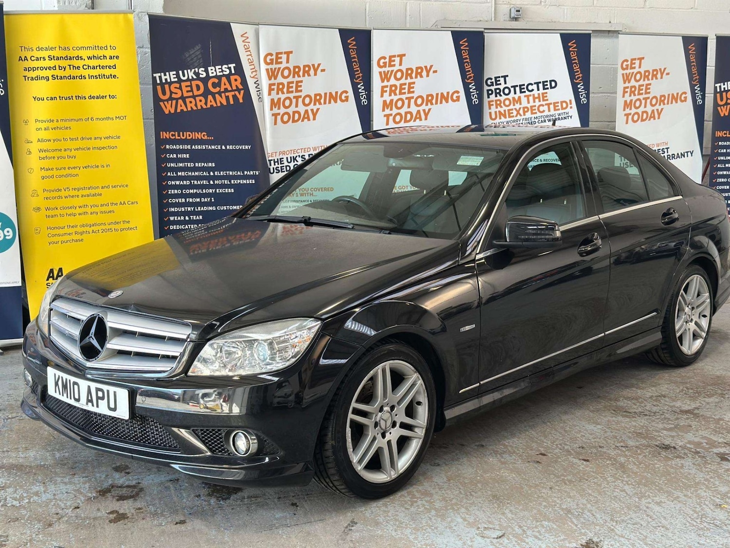 Used Mercedes-Benz C Class 2010 for sale - 76382806: Photo 1