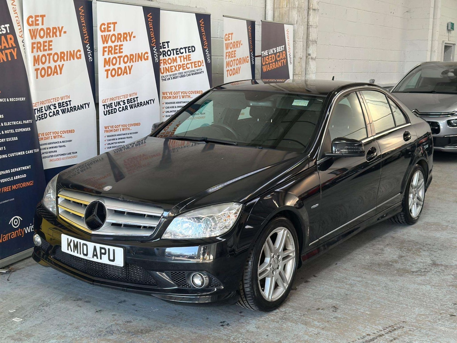 Used Mercedes-Benz C Class 2010 for sale - 76382806: Photo 4