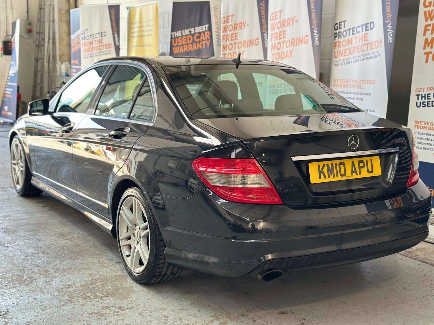 Used Mercedes-Benz C Class 2010 for sale - 76382806: Photo 5