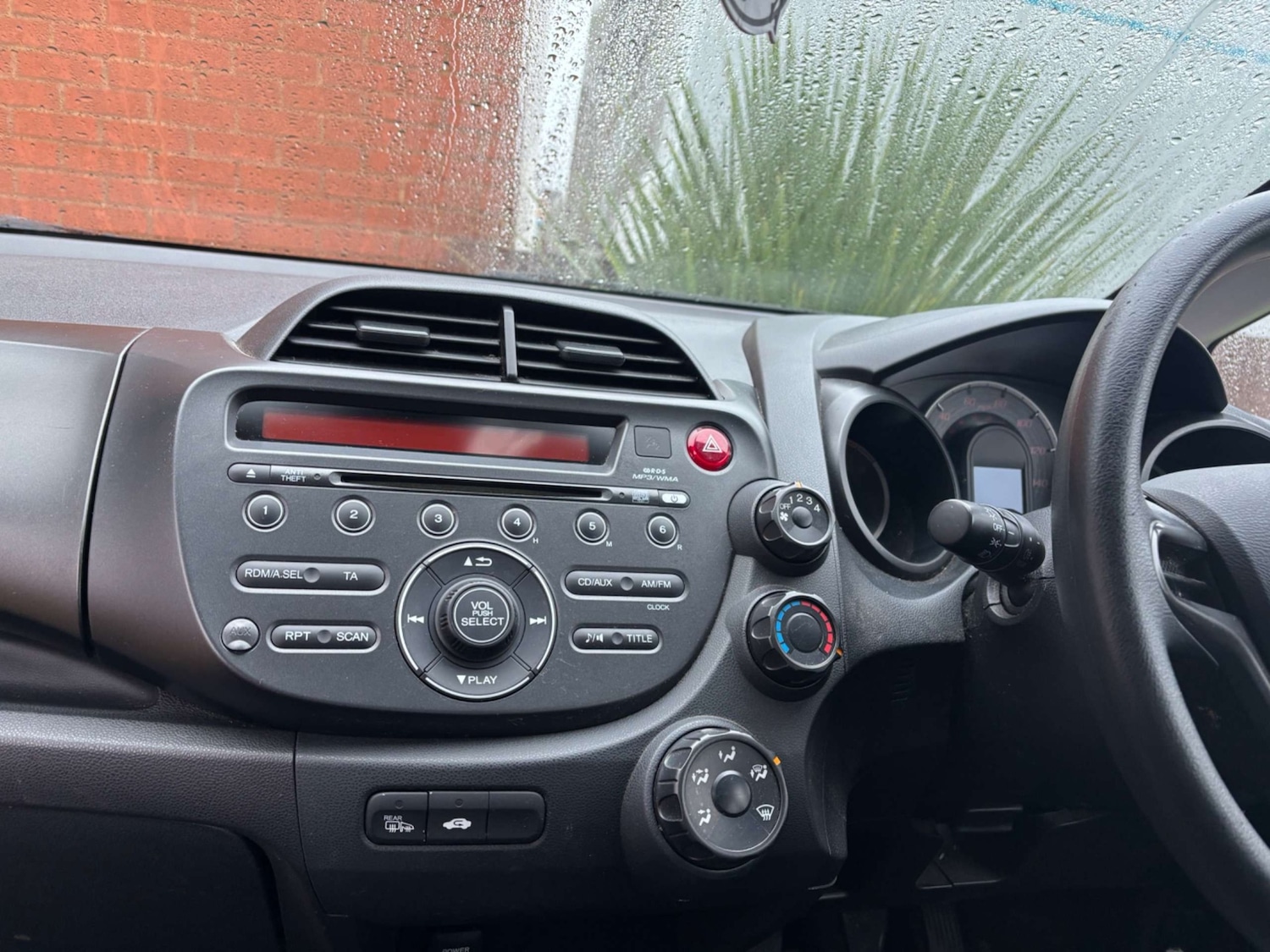 Used Honda Jazz 2014 for sale - 76931048: Photo 13