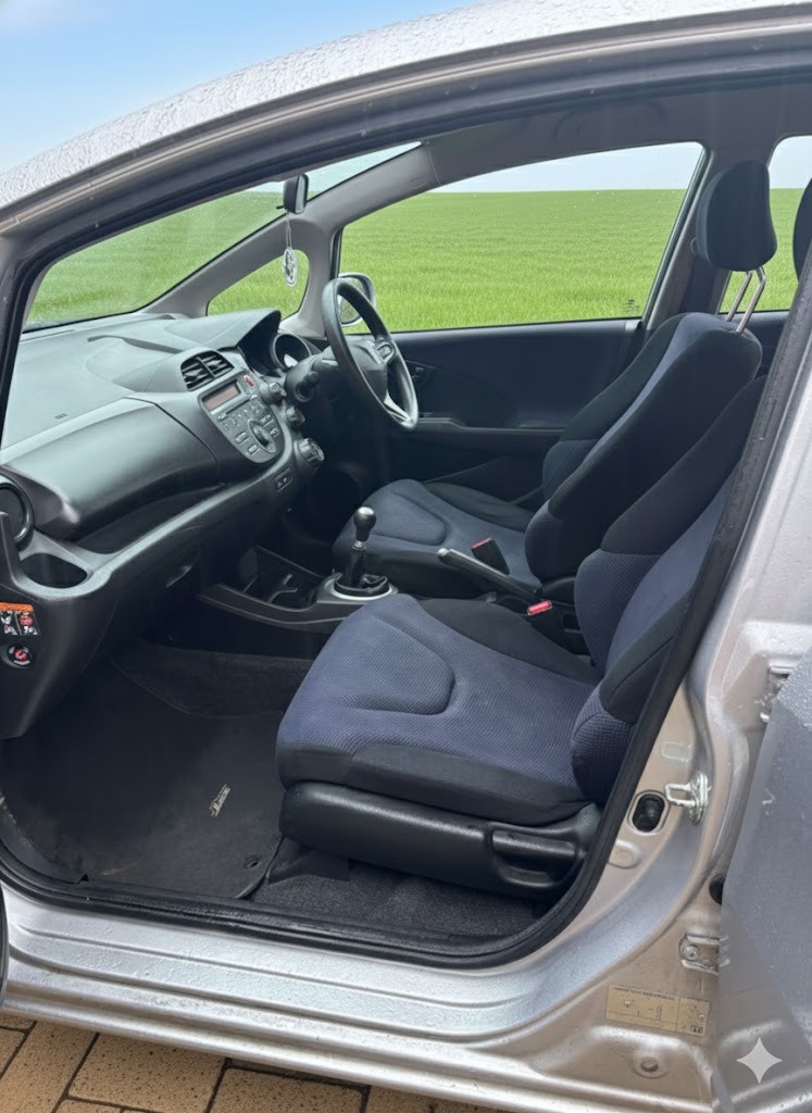 Used Honda Jazz 2014 for sale - 76931048: Photo 14