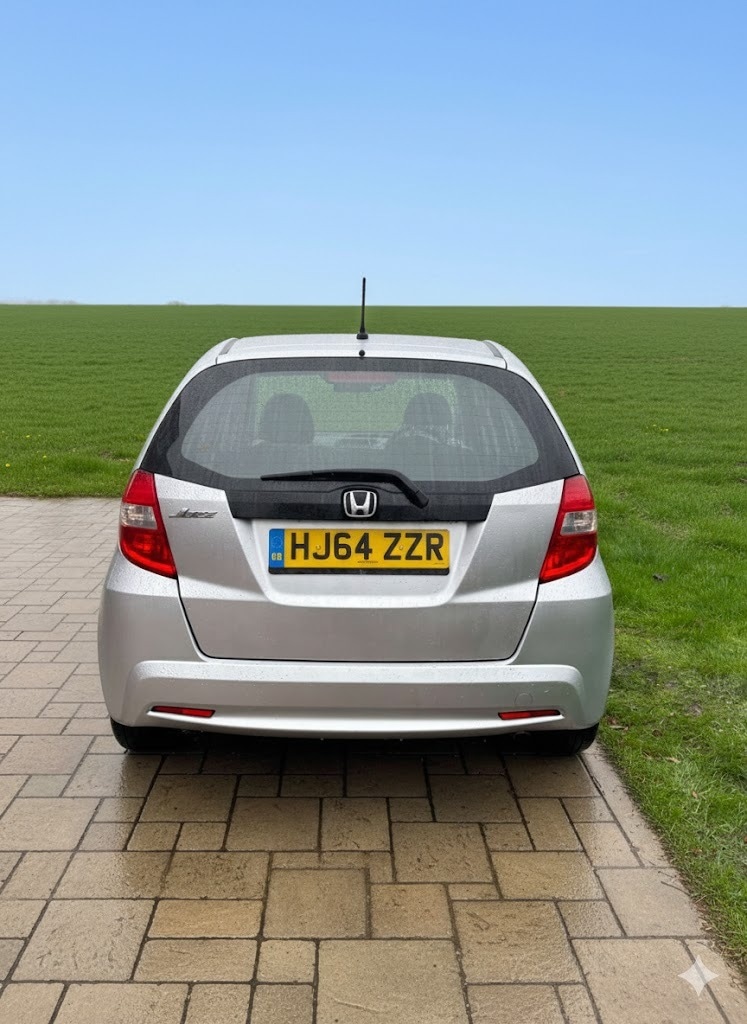 Used Honda Jazz 2014 for sale - 76931048: Photo 5