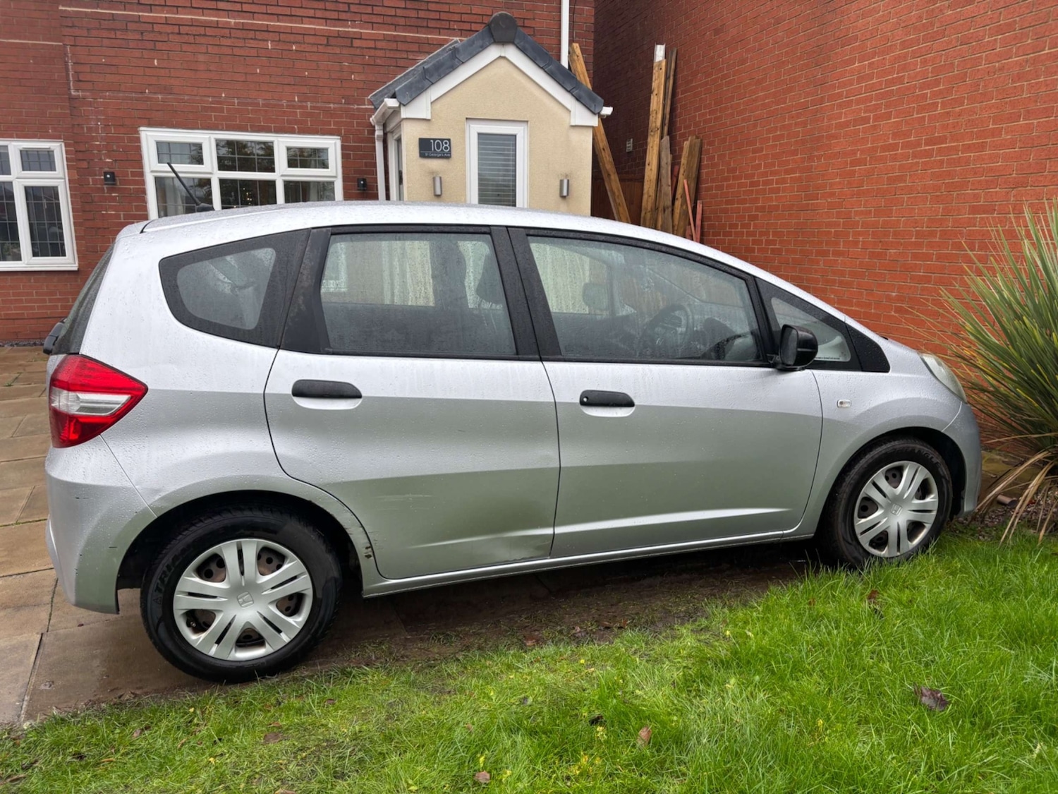 Used Honda Jazz 2014 for sale - 76931048: Photo 8