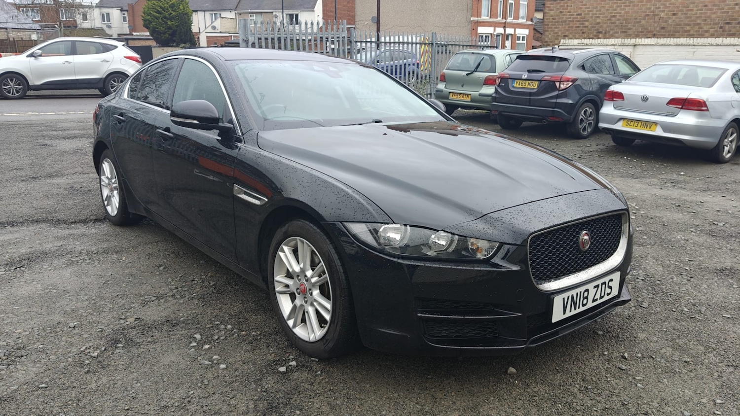 Used Jaguar XE 2018 for sale - 77700920: Photo 3