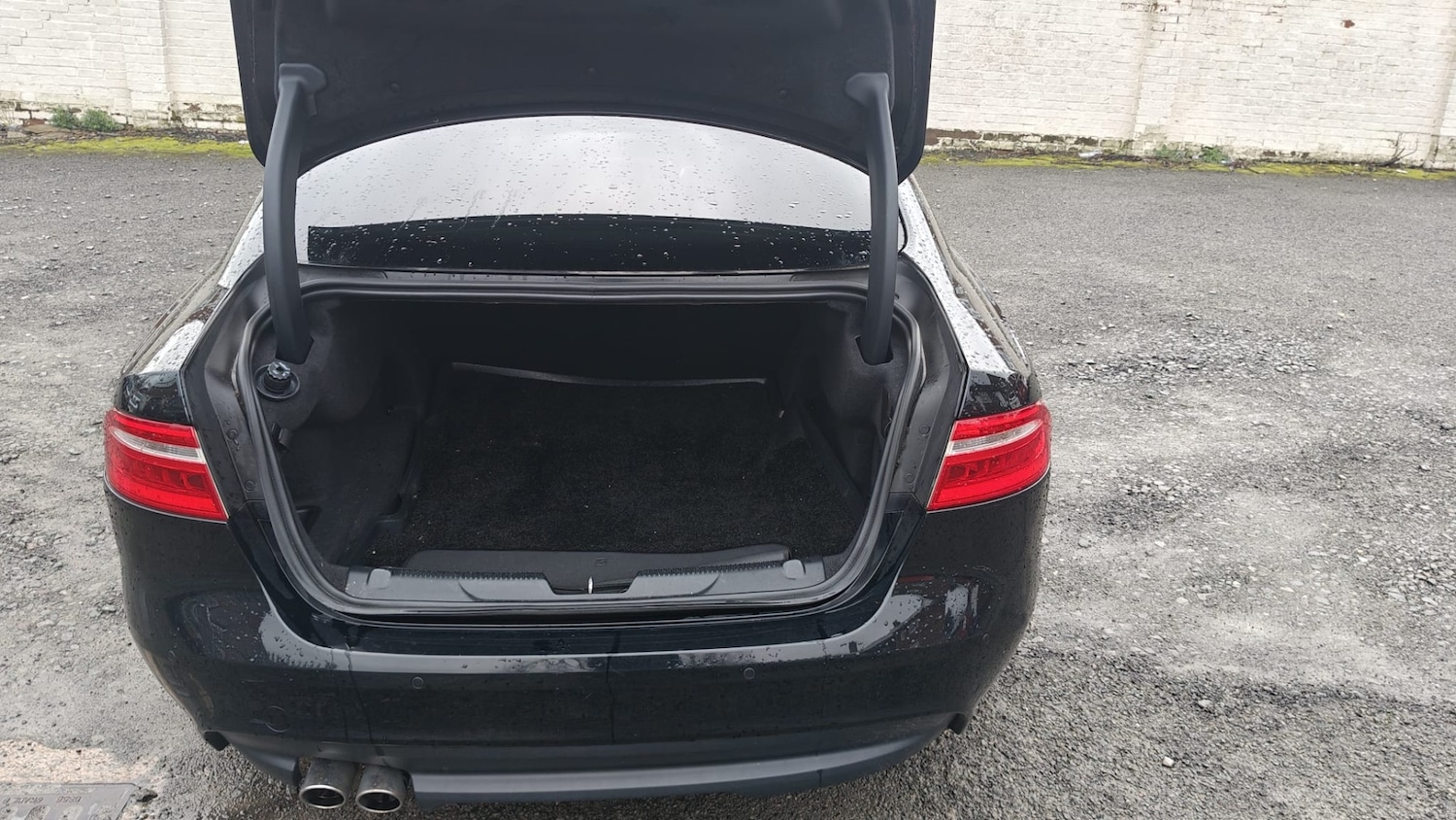 Used Jaguar XE 2018 for sale - 77700920: Photo 9