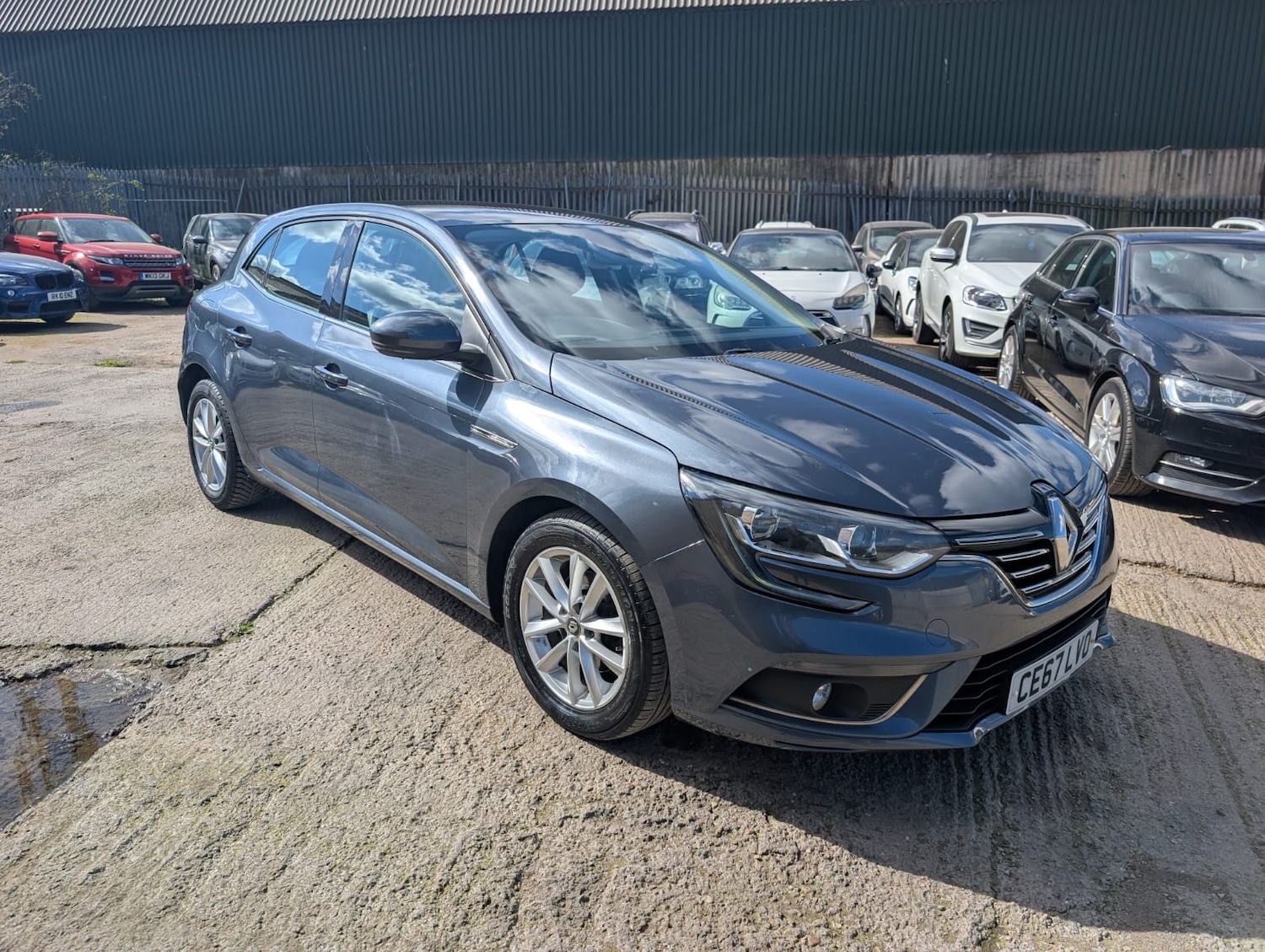 Used Renault Megane 2017 for sale - 78108296: Photo 5