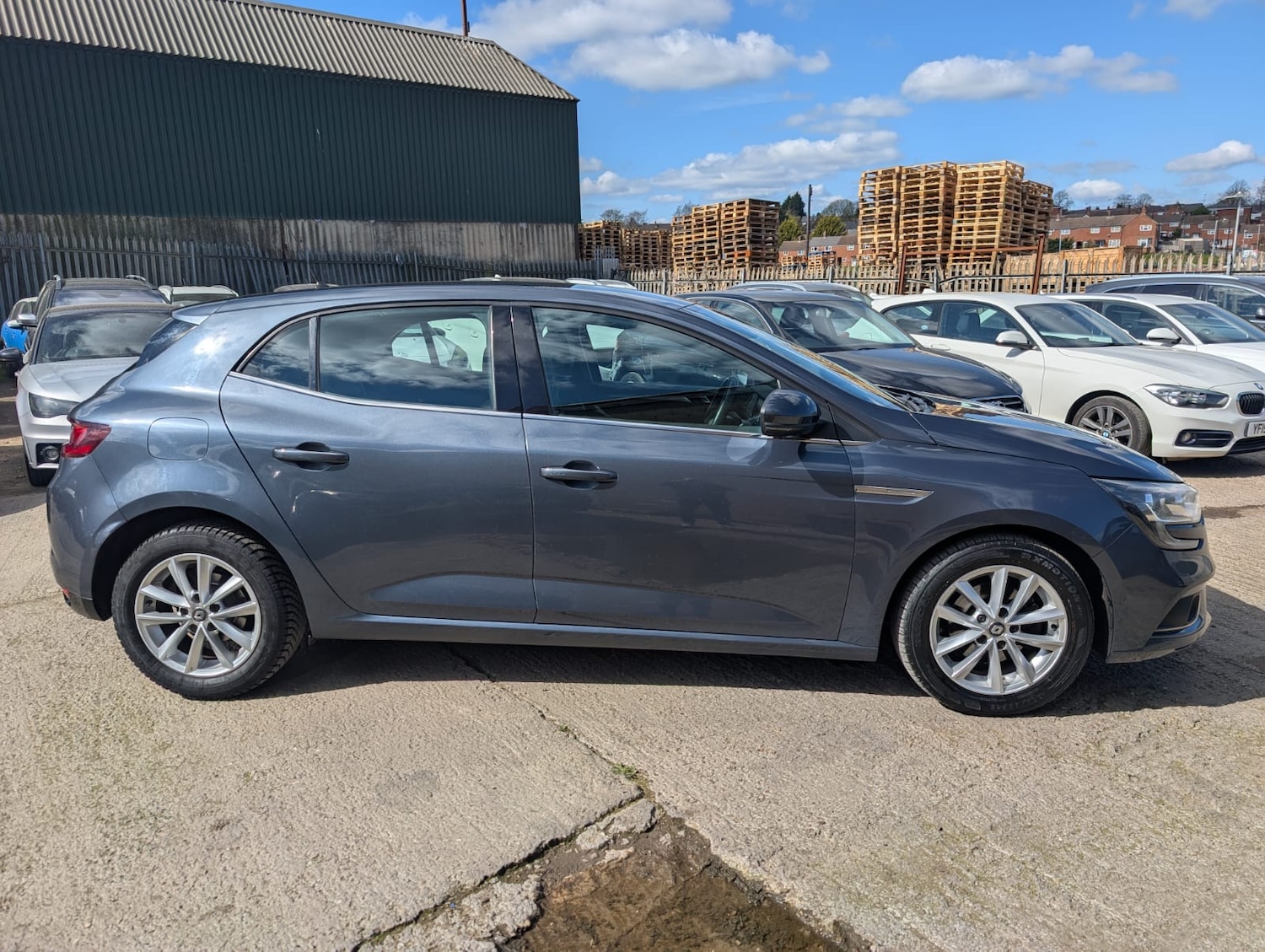 Used Renault Megane 2017 for sale - 78108296: Photo 7