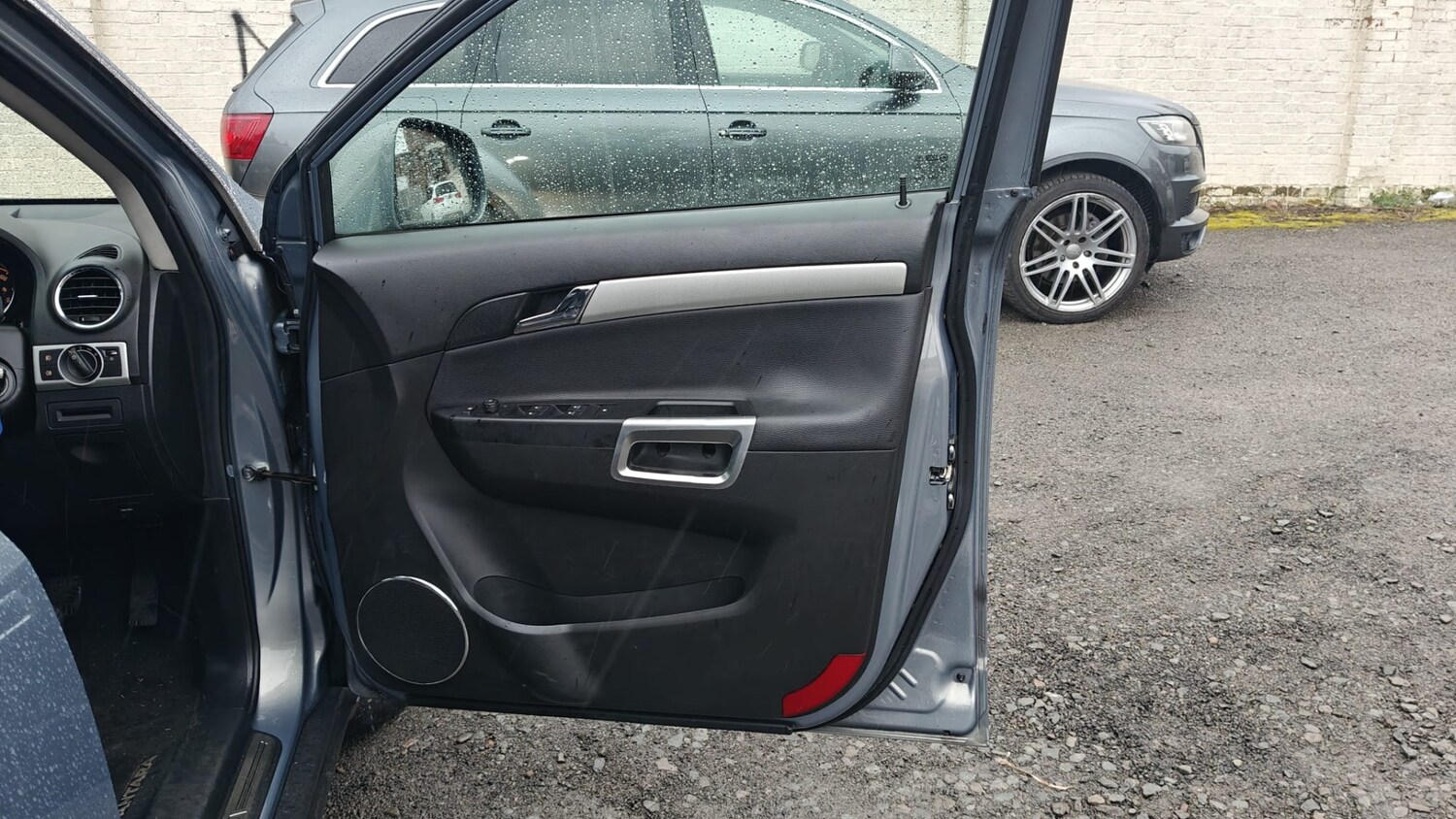 Used Vauxhall Antara 2011 for sale - 77848753: Photo 24