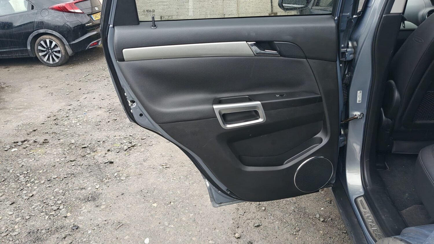 Used Vauxhall Antara 2011 for sale - 77848753: Photo 25