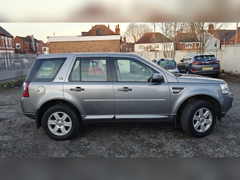 Used Land Rover Freelander 2012 for sale - 77653636: Photo
