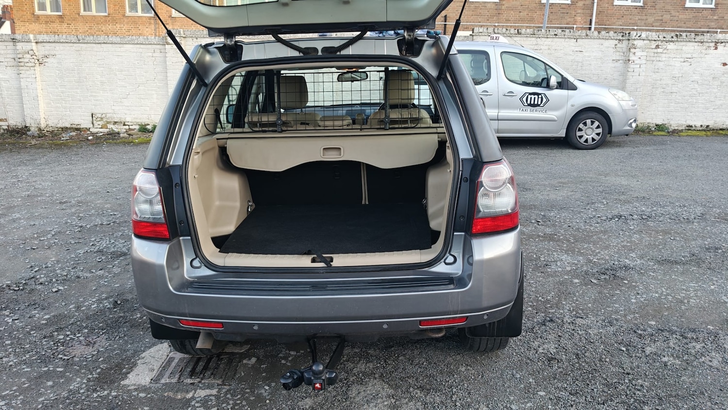 Used Land Rover Freelander 2012 for sale - 77653636: Photo 9