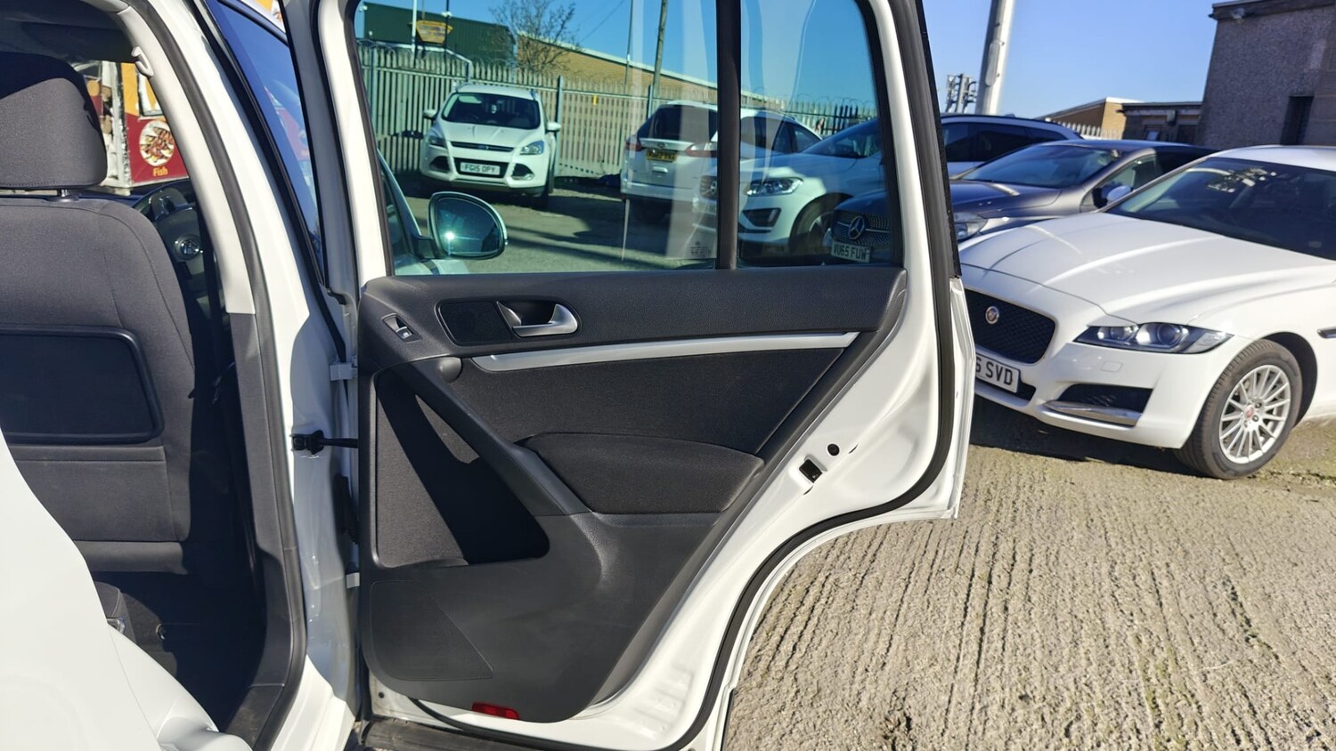 Used Volkswagen Tiguan 2015 for sale - 77935408: Photo 13