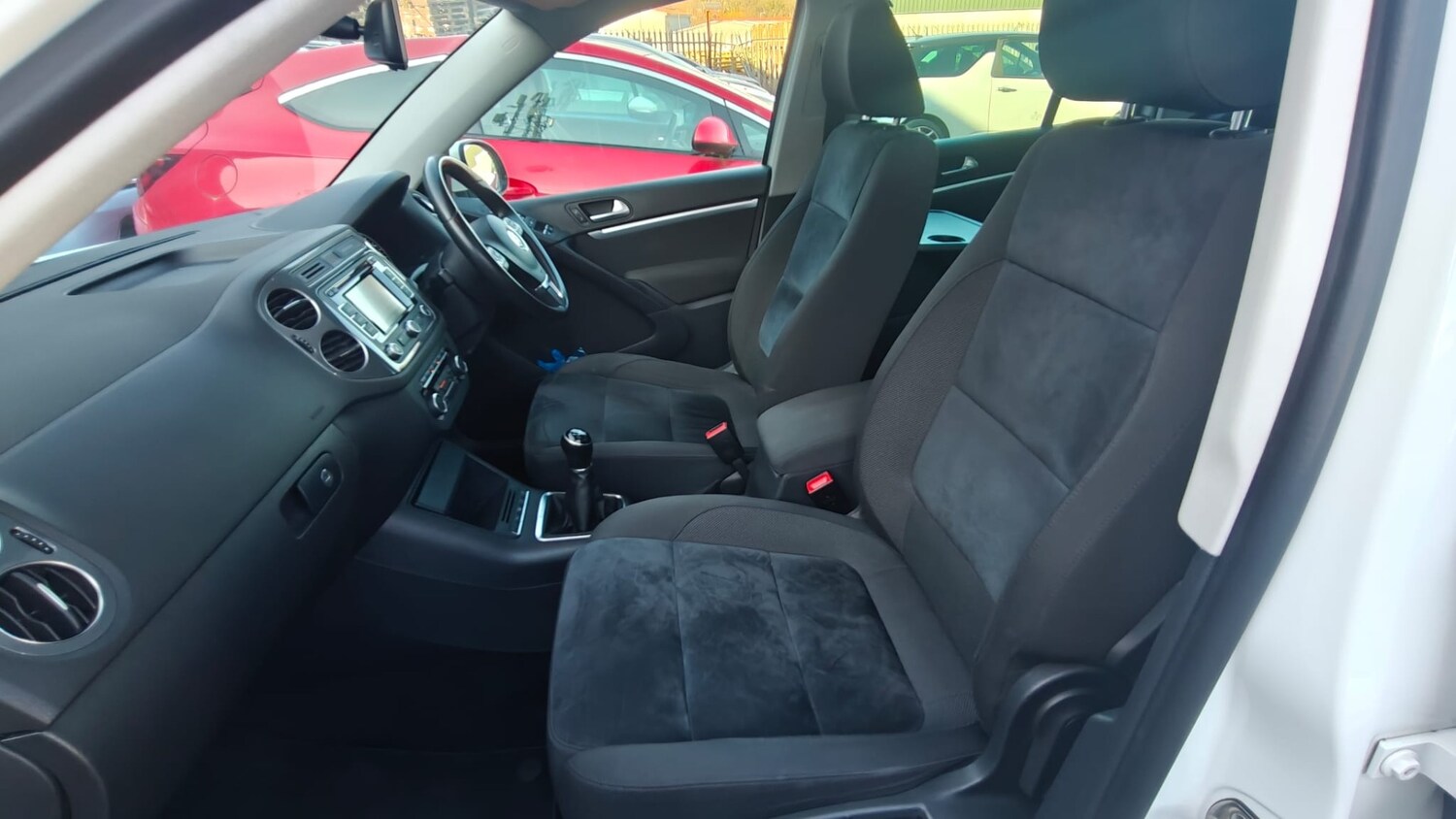 Used Volkswagen Tiguan 2015 for sale - 77935408: Photo 22