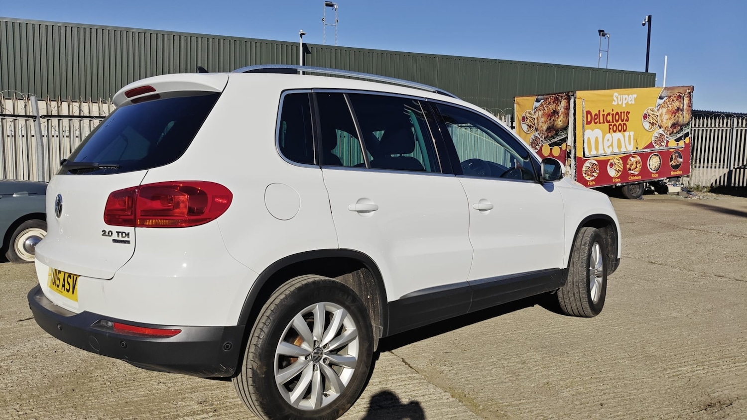 Used Volkswagen Tiguan 2015 for sale - 77935408: Photo 4