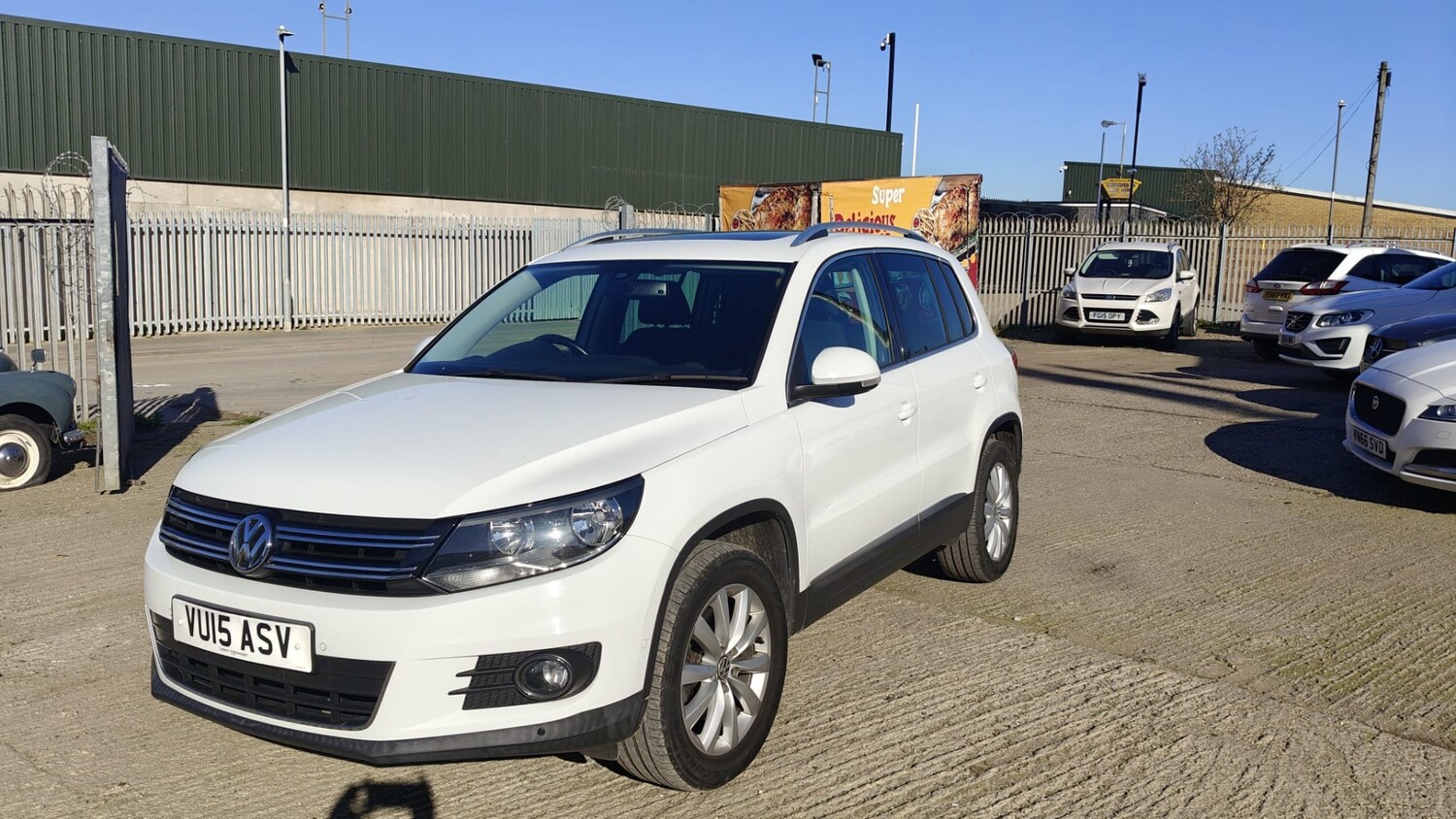 Used Volkswagen Tiguan 2015 for sale - 77935408: Photo 6