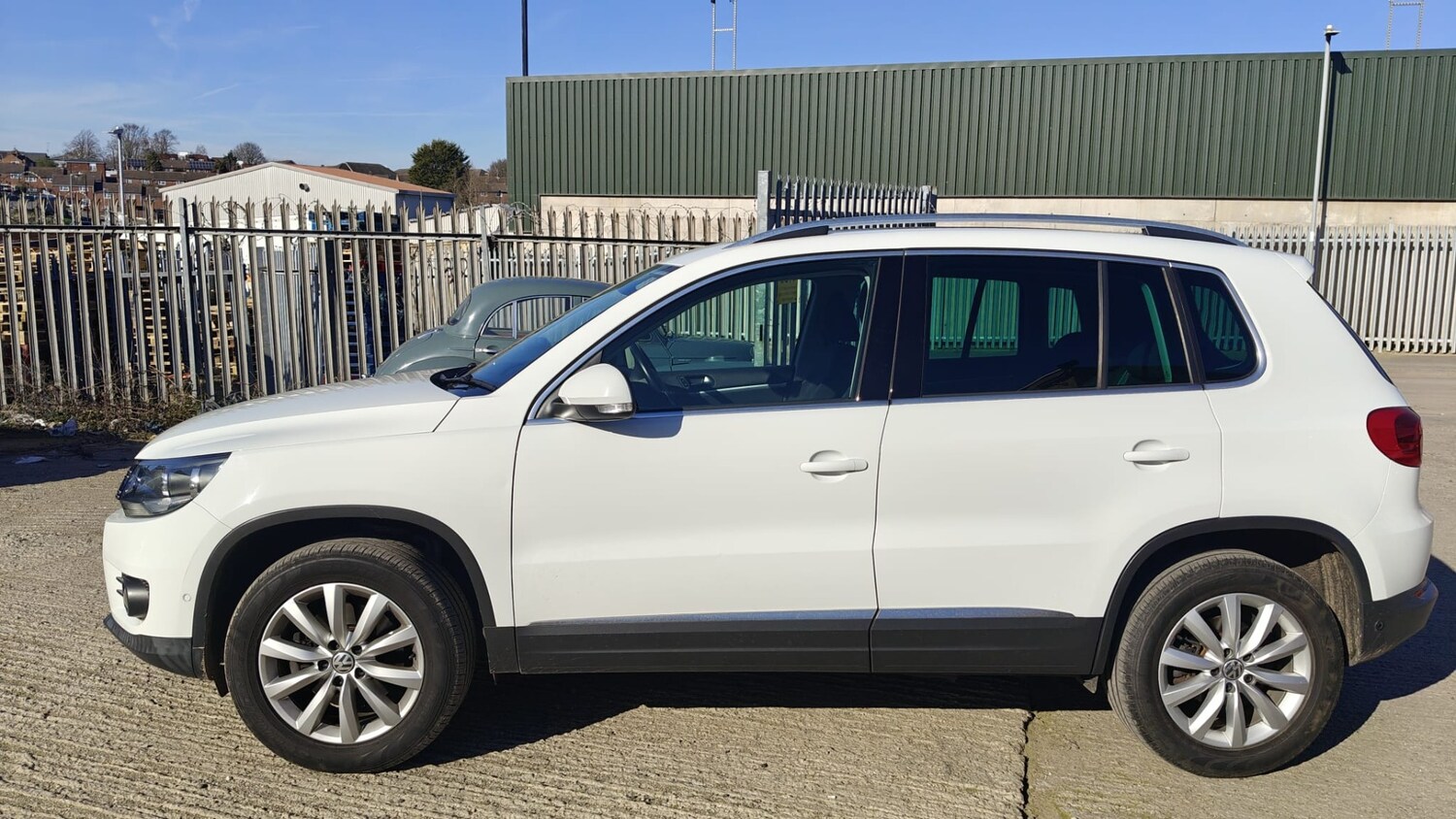 Used Volkswagen Tiguan 2015 for sale - 77935408: Photo 7