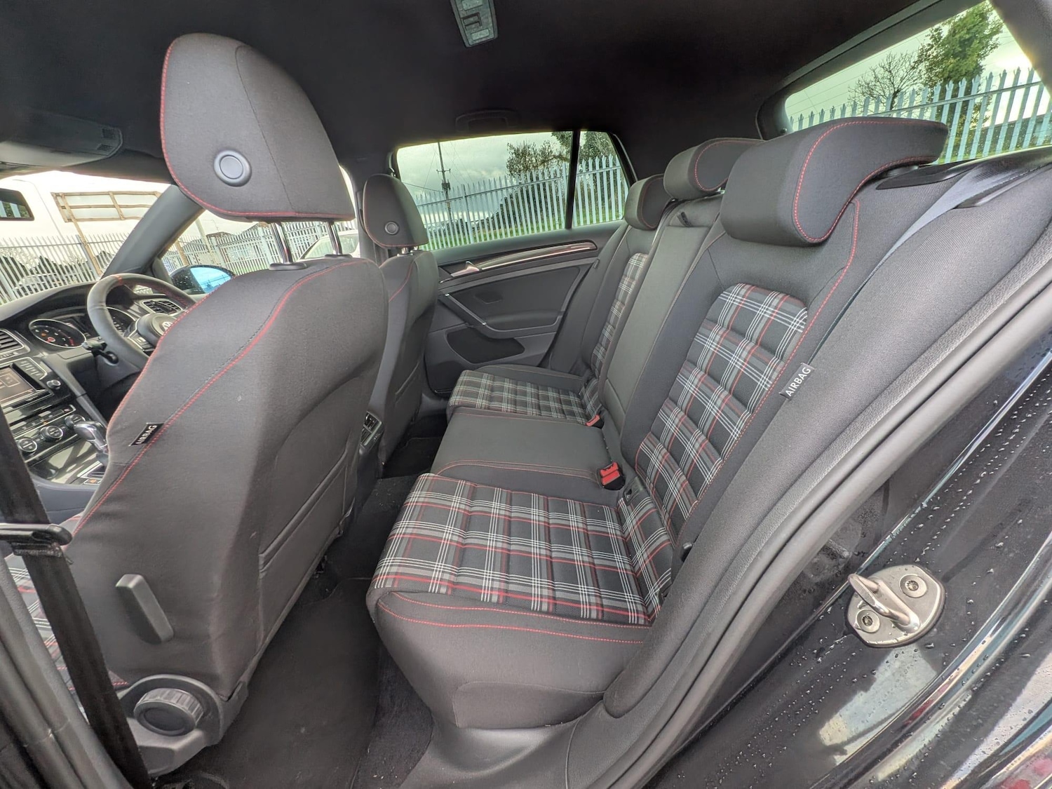 Used Volkswagen Golf 2015 for sale - 76953891: Photo 12