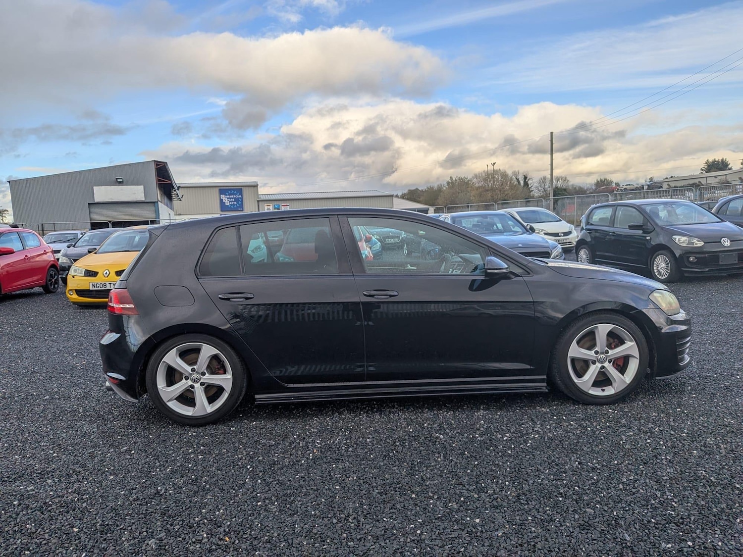 Used Volkswagen Golf 2015 for sale - 76953891: Photo 8